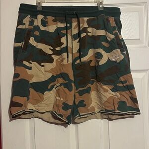 Nike Camo Men’s Shorts XXL
